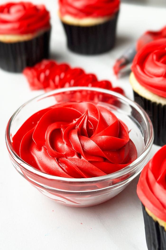 Red Butter Crème Icing, 1 LB.